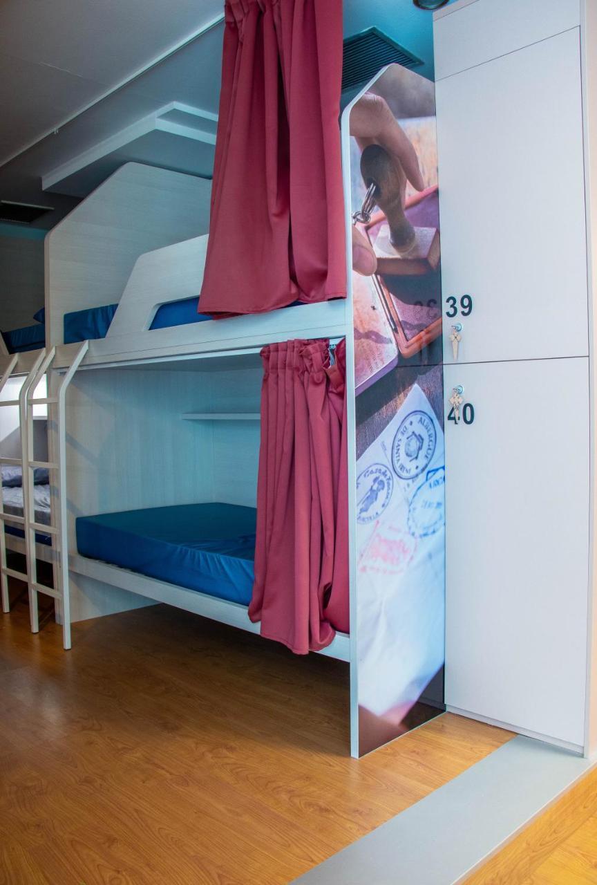 Albergue Compostela Santiago de Compostela Bagian luar foto